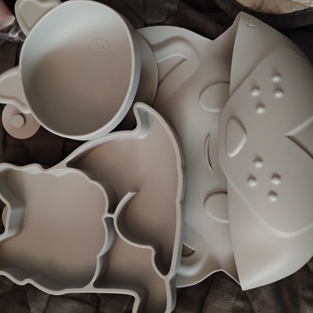 Silicone Cat-Shaped Plates and Bowls